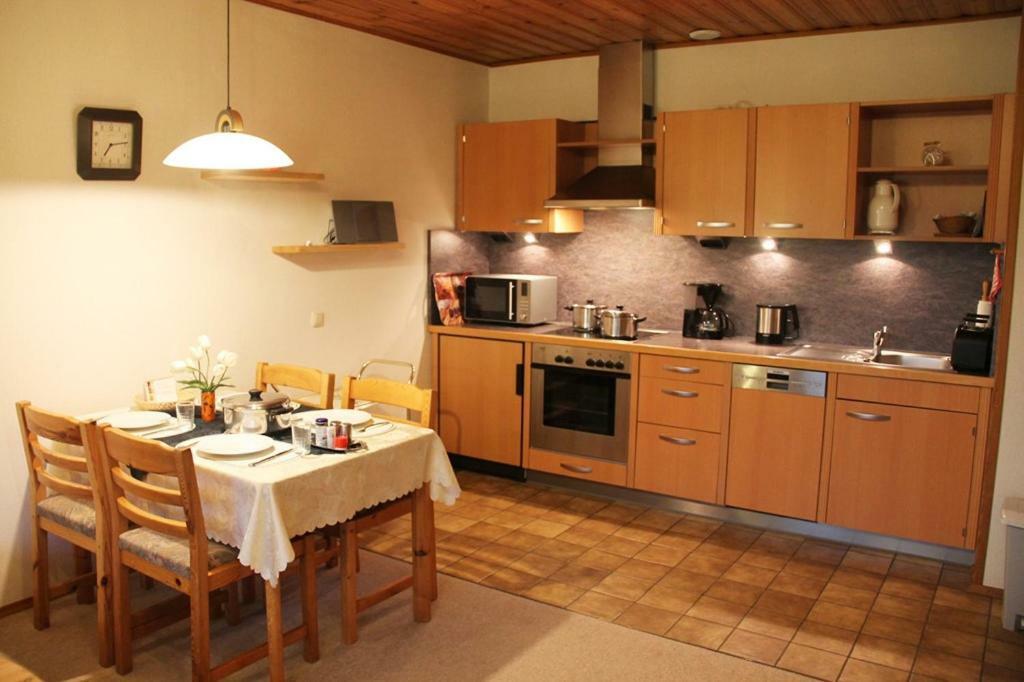 Nationalpark-Gastgeber Eifel Appartement Blankenheim  Buitenkant foto